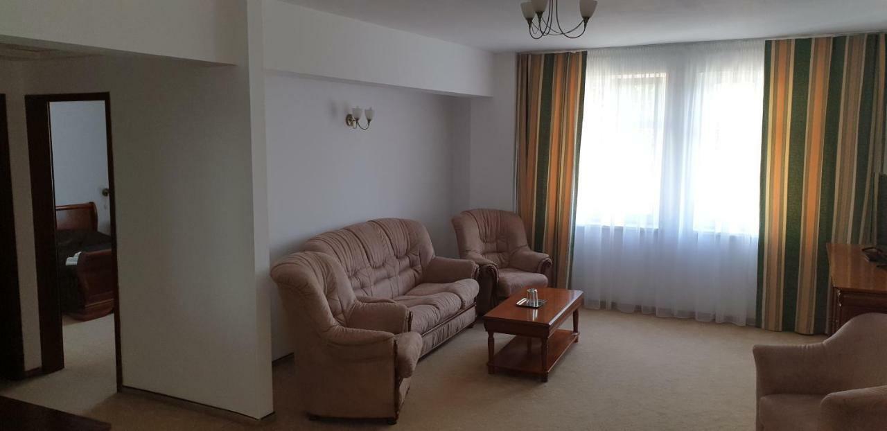 Helios Hotell Ocna Sibiului Exteriör bild